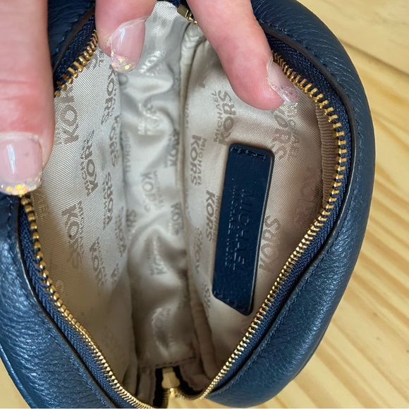 Michael Kors Navy Blue Cosmetic Bag - Picture 6 of 6